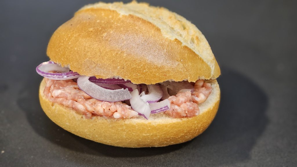 Mett / Zwiebeln